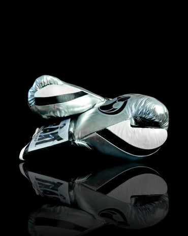 Grant Boxing Gloves | Professional Lace-up | Customizable - 10oz | Silver/Black