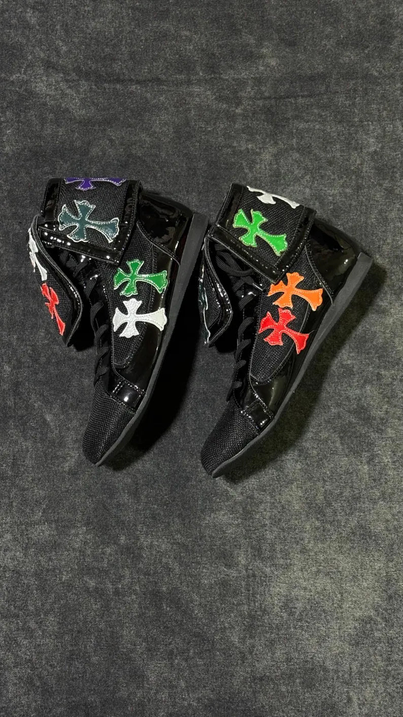 Custom Chrome Heart Crosses Leather Boxing Shoes, Lightweight Pro Wrestling Boots