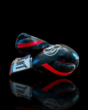 Grant Boxing Gloves | Professional Lace-up | Customizable - 16oz | Black/Red
